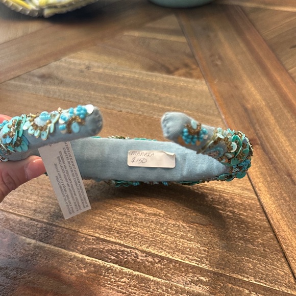Floral Embellished Turquoise and Blue Headband by Deepa Gurnani NWT - Picture 5 of 10